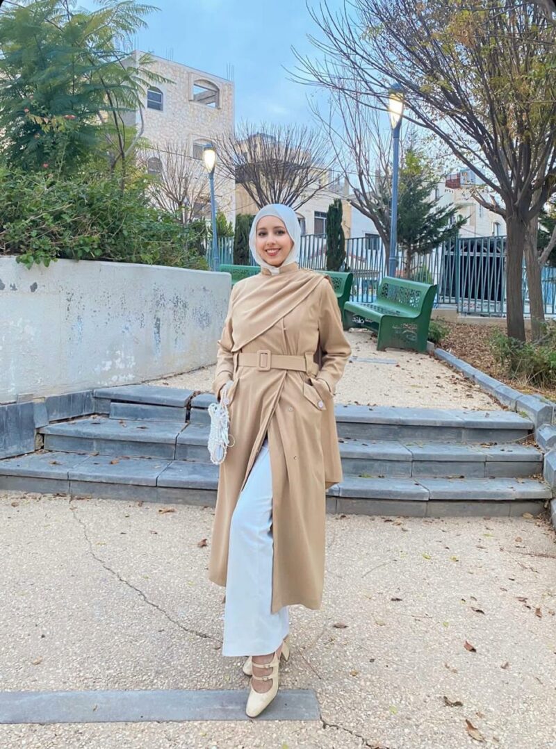 Rain Trenchcoat -  Beige - Image 2