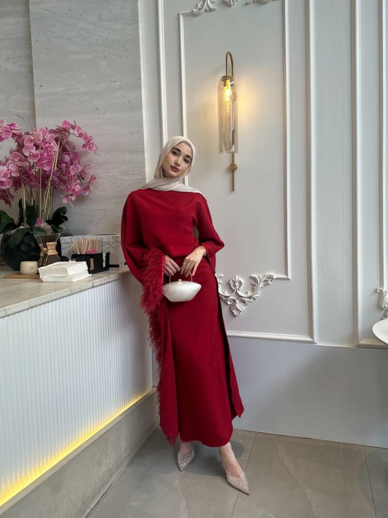 ⁦طقم يارا - أحمر⁩ - الصورة ⁦2⁩