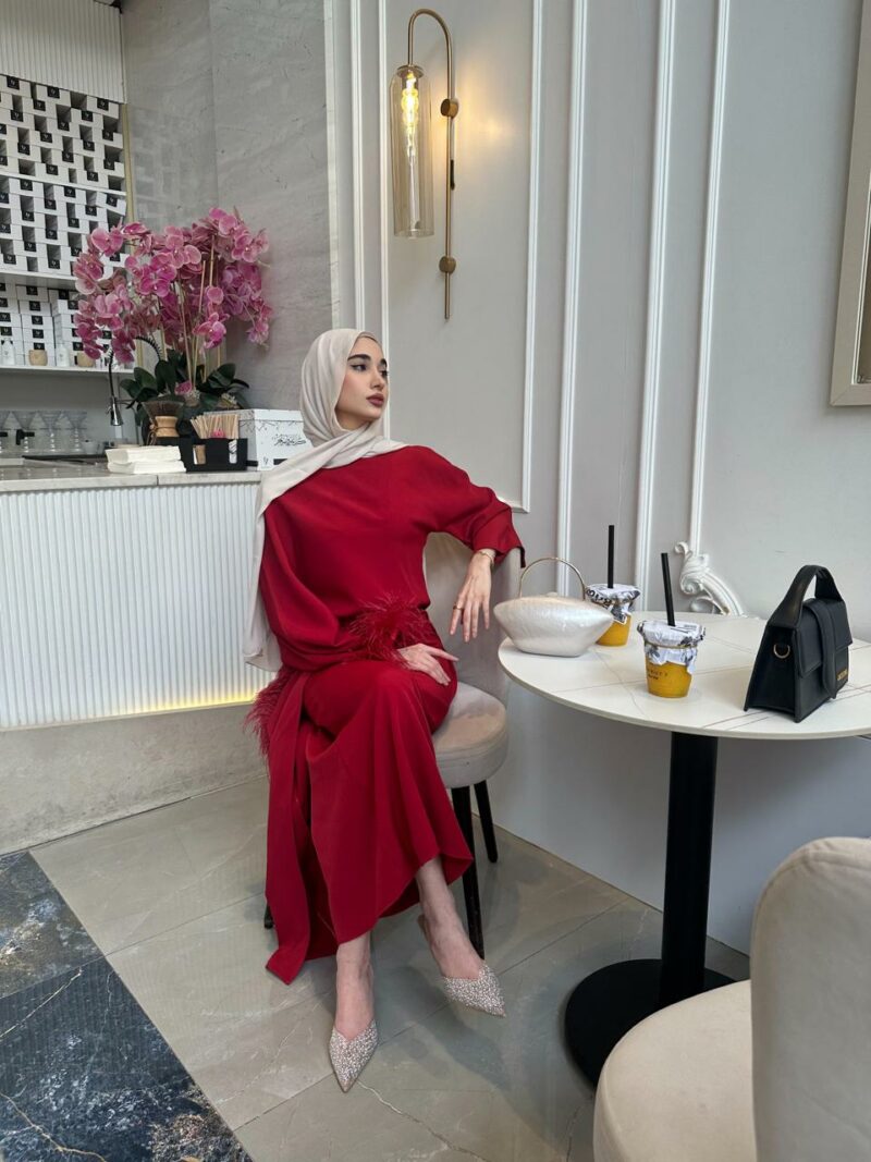⁦طقم يارا - أحمر⁩ - الصورة ⁦3⁩