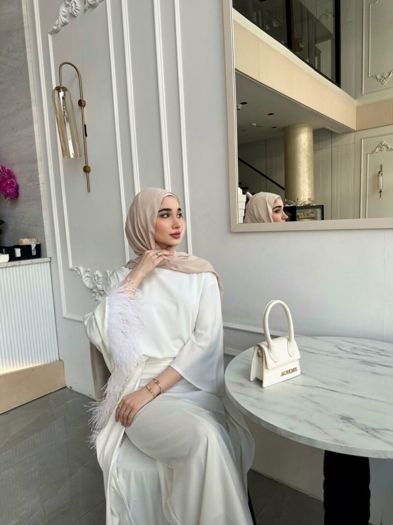 ⁦طقم يارا - أبيض⁩ - الصورة ⁦2⁩