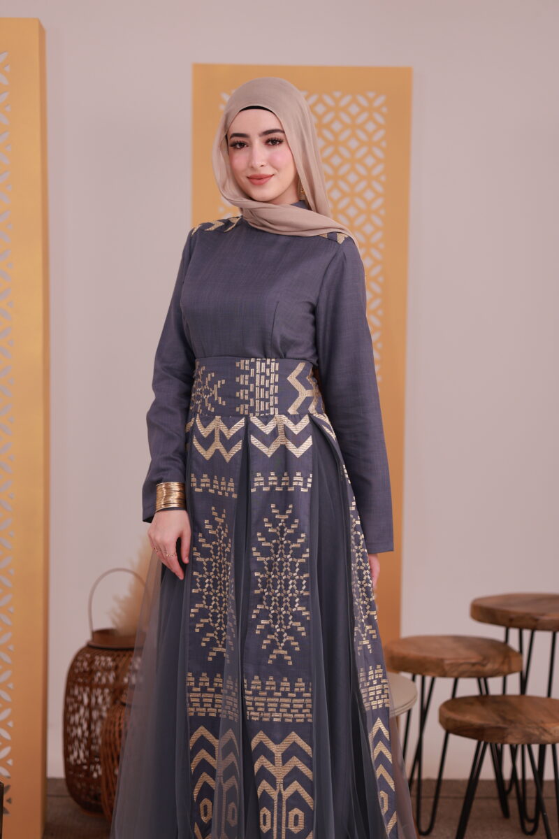 ⁦فستان ساره- رمادي⁩ - الصورة ⁦3⁩