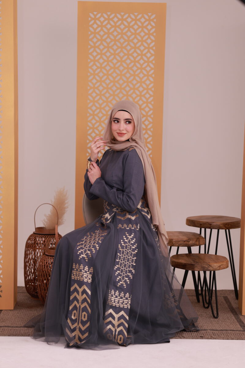 ⁦فستان ساره- رمادي⁩ - الصورة ⁦5⁩